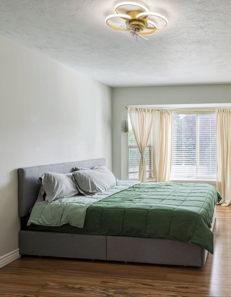 King Size Platform Bed Frame with Drawers