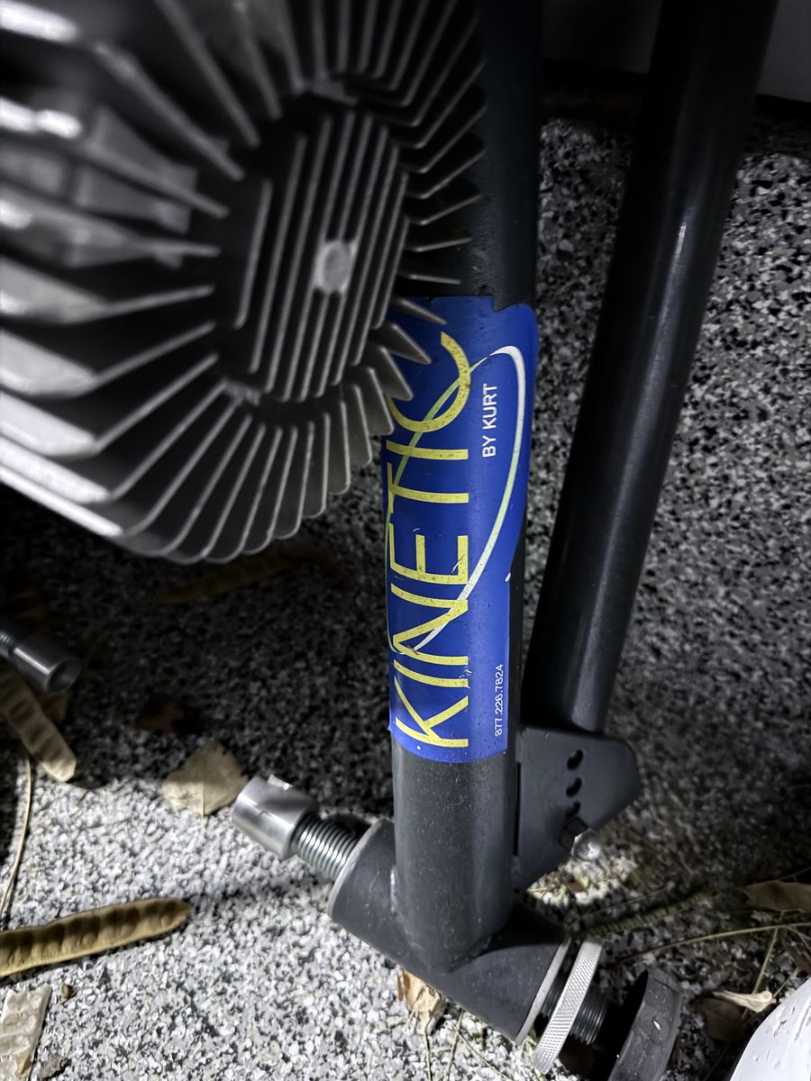 Kurt road Machine Fluid Bike Trainer