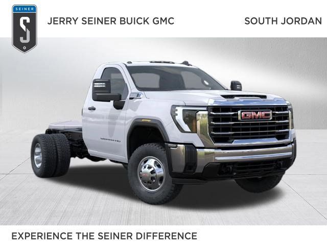 2026 GMC Sierra 3500HD CC Pro