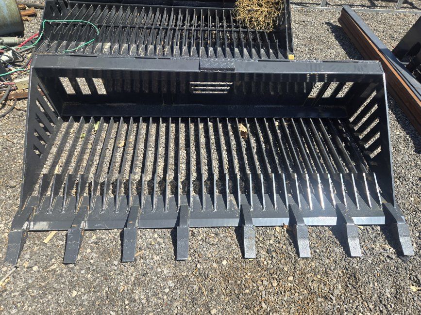 NEW LandHonor 72" Heavy Duty Rock Bucket (Skid Steer) Welded on Shanks & Replacable Bolted on Teeth