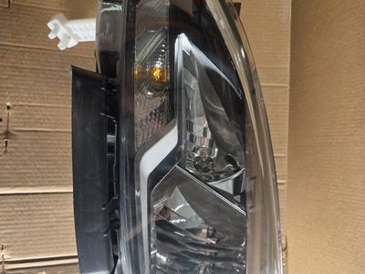 New Afrermarket Nissan Sentra 2016-19 Halogen LH, Drivers side headlight