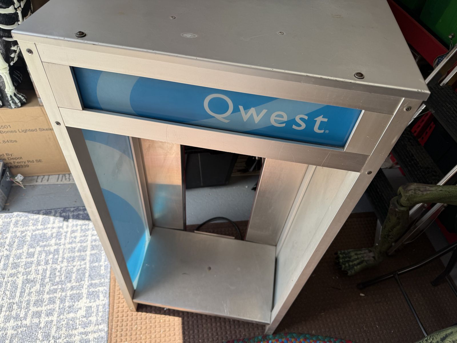 Pay phone enclosure