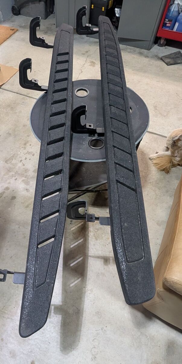 2022-2024 GM crew cab running boards