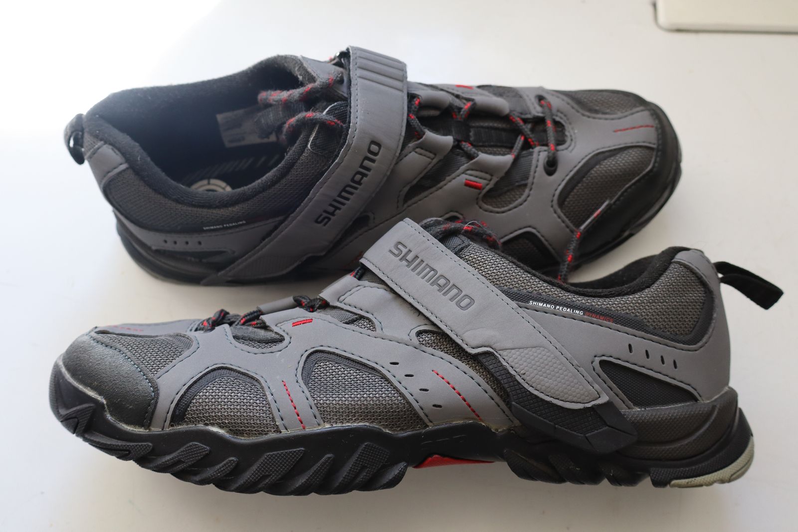 New Shimano Cycling Shoes - size 45 / 10.5 mens - 2-hole cleats -