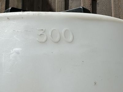 Large 300 Gallon Water Storage Tank White Plastic Polyethylene