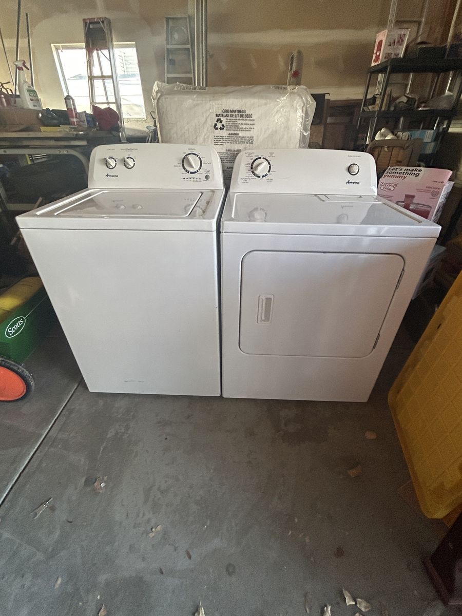 Amanda Washer and Dryer practically new