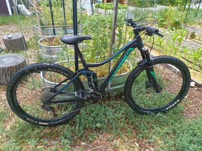 Liv Embolden Mountain Bike - Women's Small Frame Full Suspension, Shimano Deore, Maxxis Ardent Tires