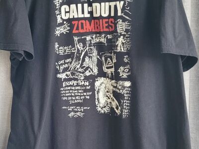Men's Call Of Duty Black Ops 3 Zombies T-Shirt
XXL