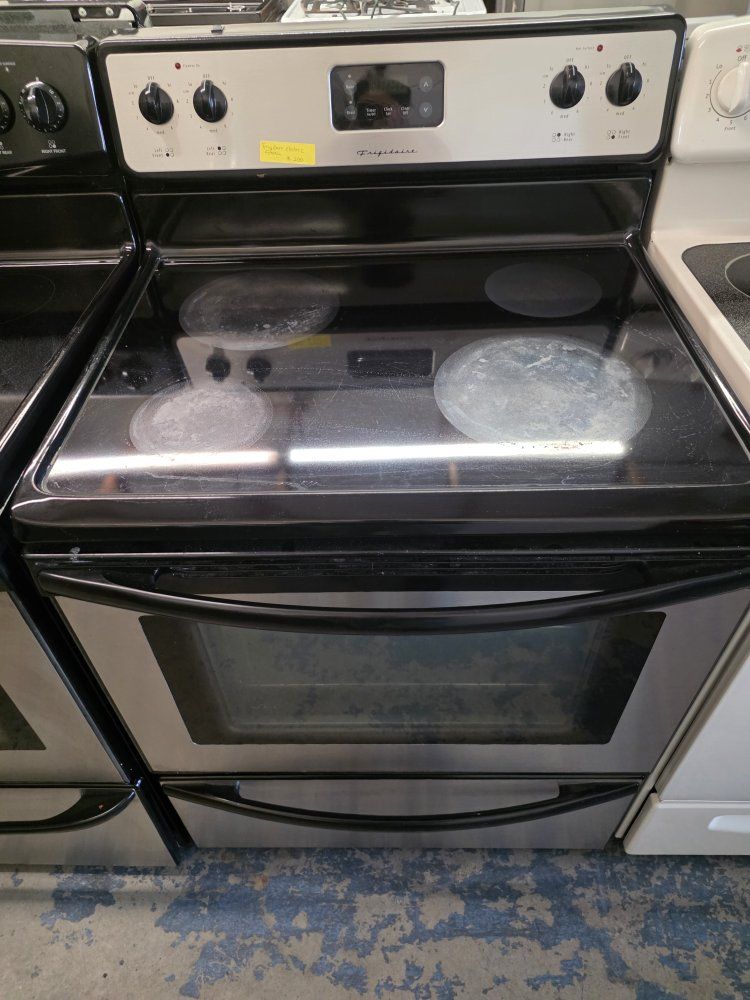 frigidaire electric stove 