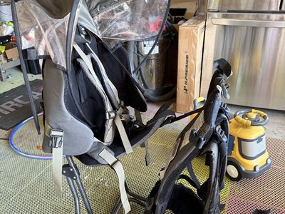 REI Piggyback Kids Only Child Carrier Backpack - Black/Gray with Sun Shade