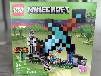 Lego Minecraft 21244