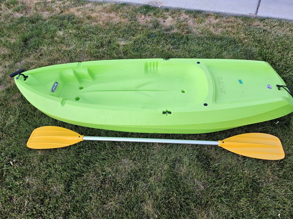 Lifetime Youth Wave Kayak - 6ft Sit-On-Top Kayak in Lime Green with Paddle, Max 130 lbs
