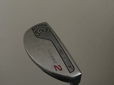 Cleveland Classic 2 Putter - Right Handed Golf Club