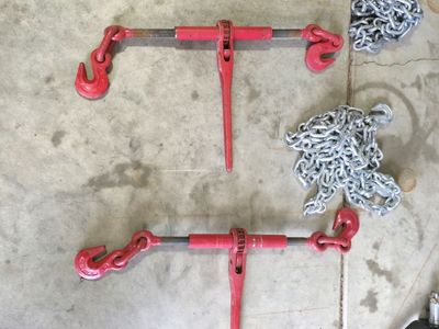Ratcheting Load Binders and Truck Chains