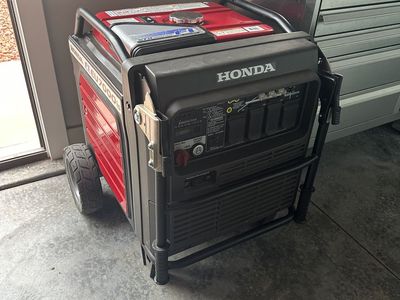 Generator - Honda EU7000is