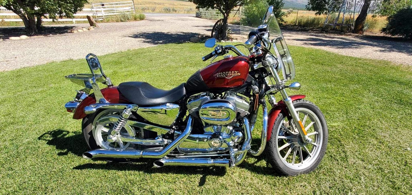 Harley-Davidson Sportster 883 Custom (883L) Red Motorcycle w/ Windshield & Sissy Bar
