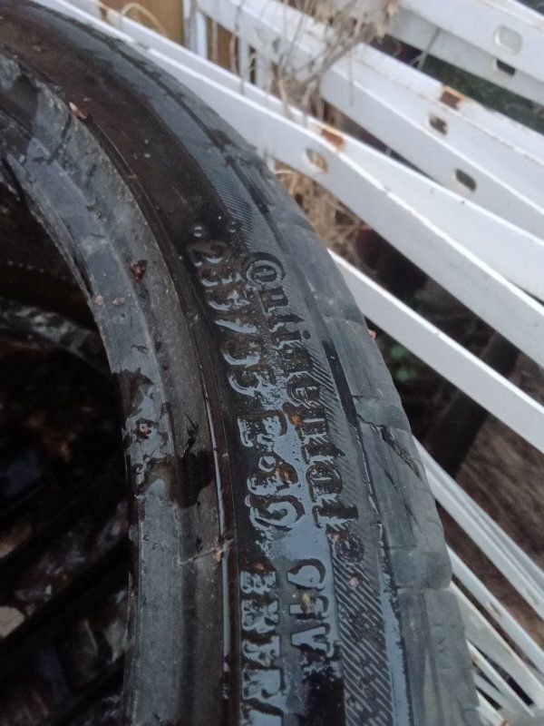 235/35/19 BMW low profile tires