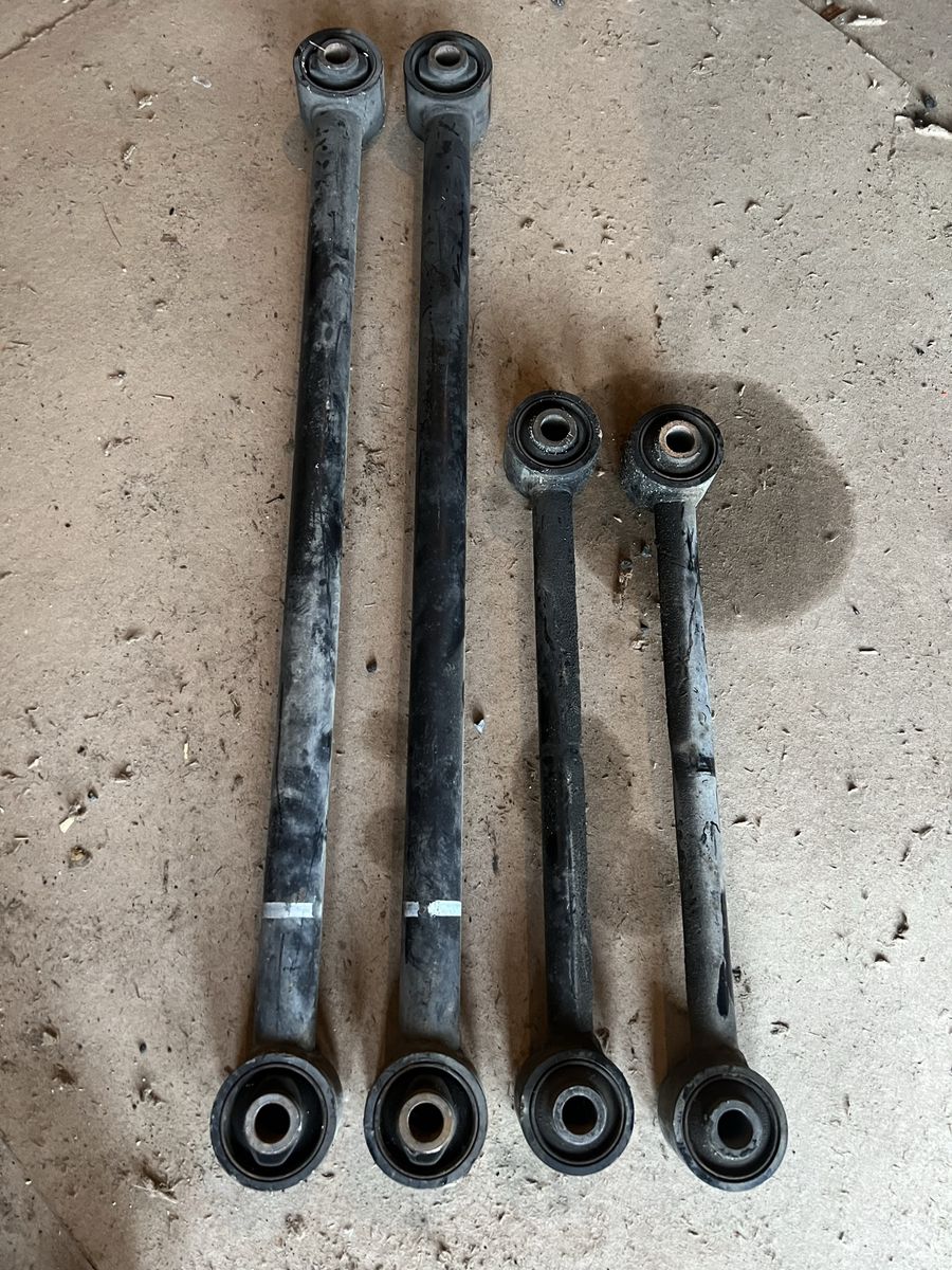 1991-97 Toyota LandCruiser Rear Control Arms