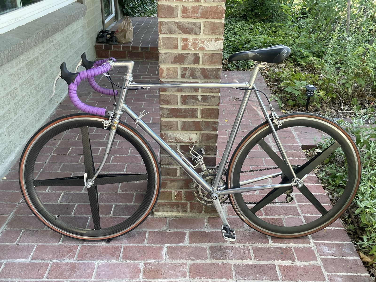 Vintage Columbus Steel Road Bike with Shimano Ultegra, Carbon Fiber Wheels