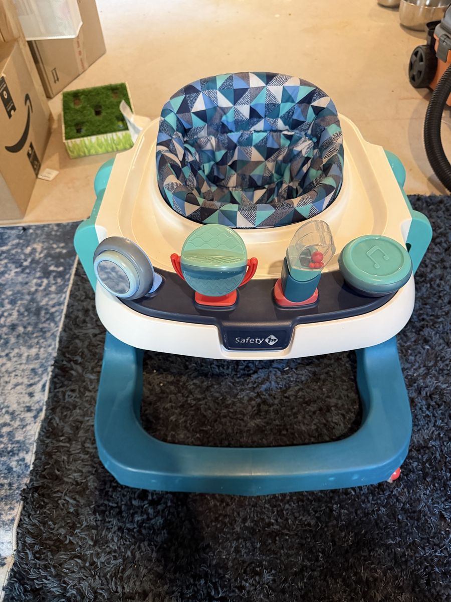 Safety 1st Baby Walker with Interactive Toy Tray Blue Geometric Seat