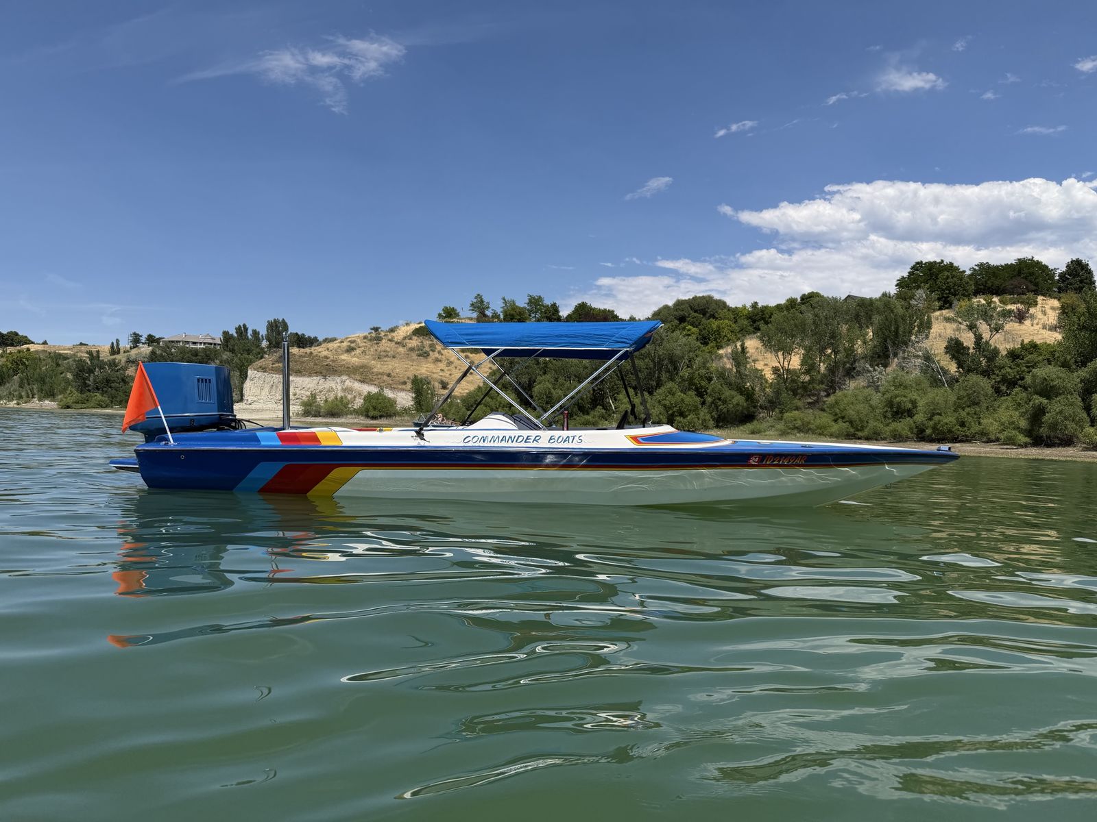 1989 Commander Ski Boat 19ft
