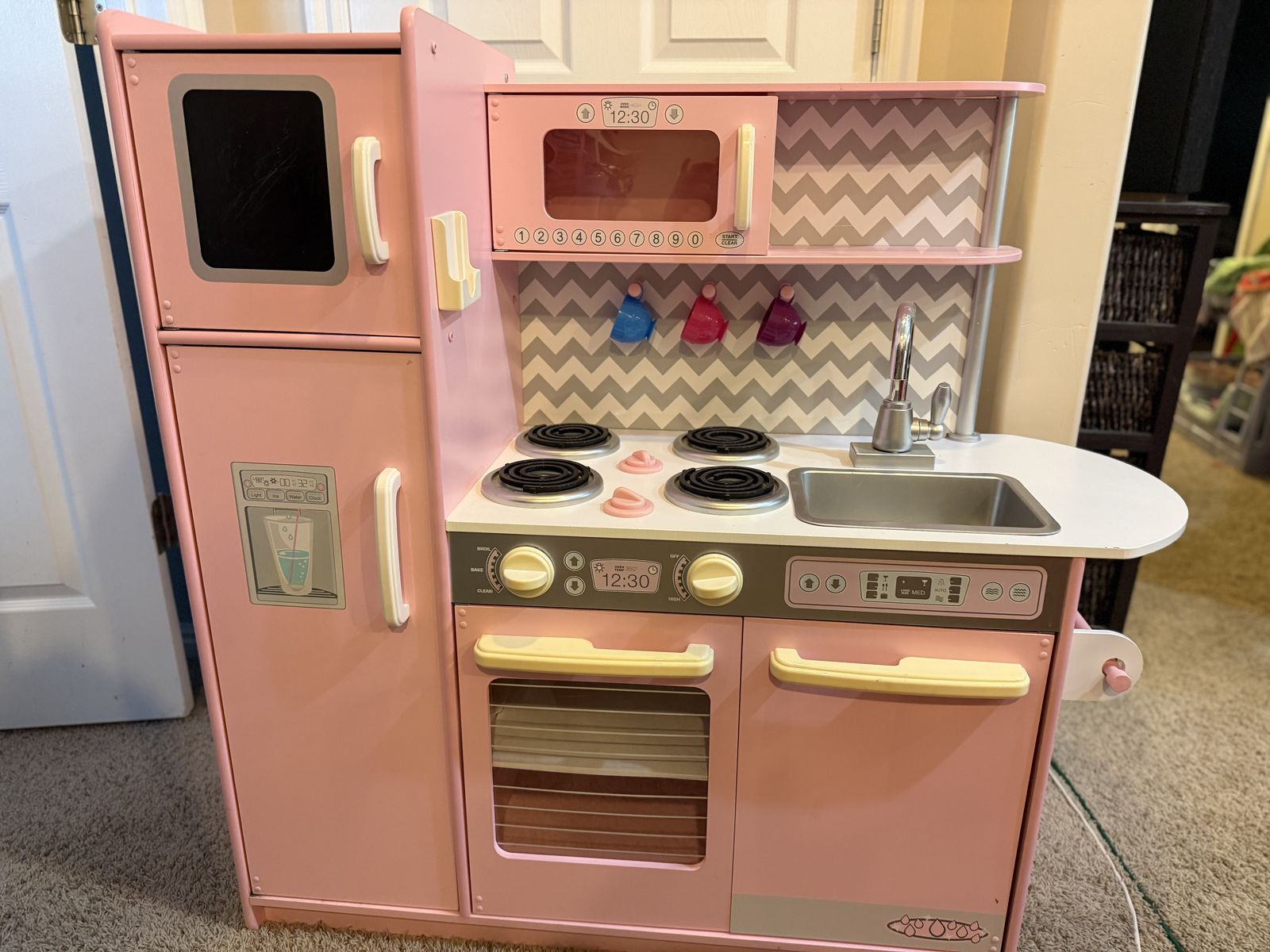 Kidkraft wooden kitchen