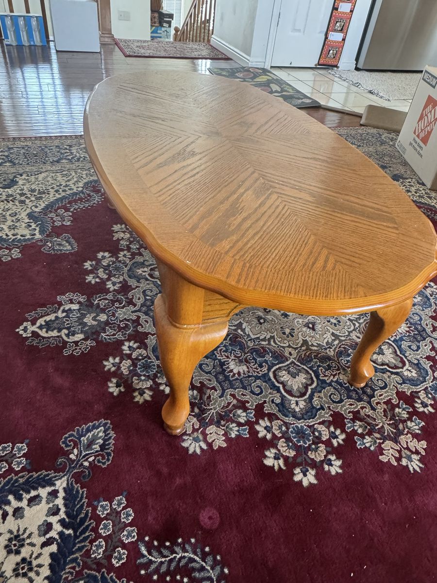 Vintage Wooden Oval Coffee Table with Carved Legs $40 OBO