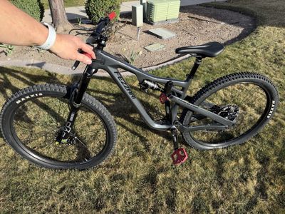 Fazzari / Ari M Delano Peak MTB