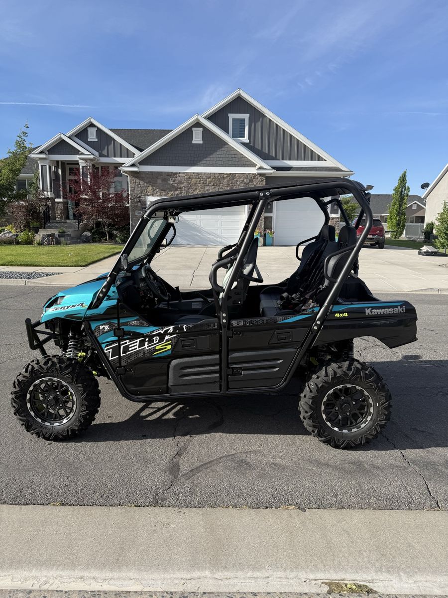 2023 Kawasaki Teryx 4 S LE