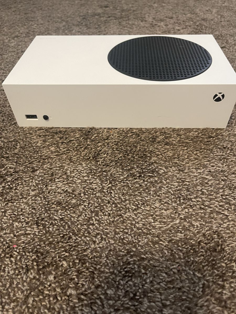Xbox Series S 512gb Digital Edition + 2 Wireless C