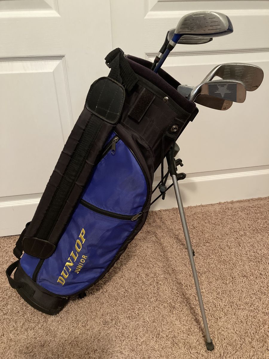 Youth Golf Set:  28 inch Dunlop Junior bag and clubs (see description)
