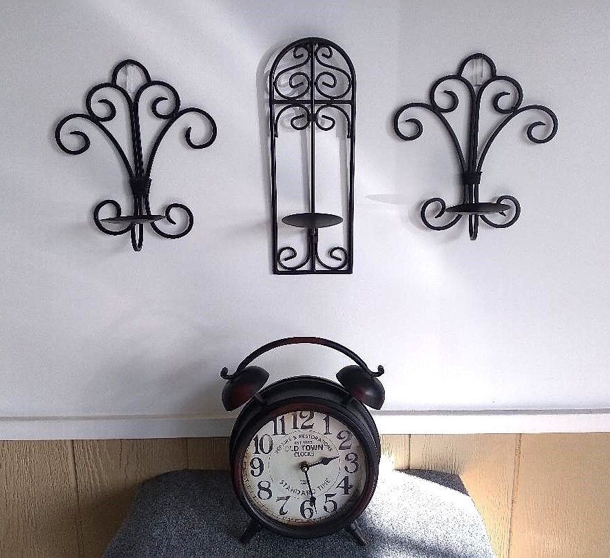 Wall decor candle holders and clock