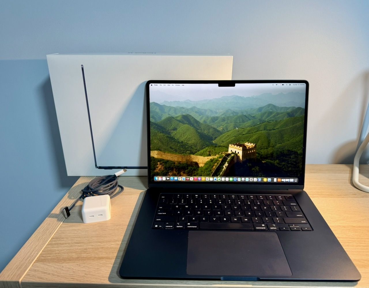 2025 MacBook Air, M4, 15 inch, 512 GB, Warranty, Case