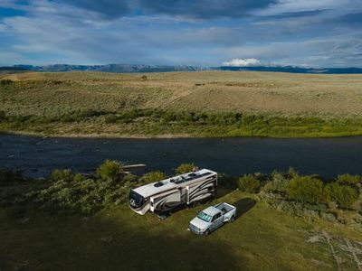 5th Wheel WIFI Internet Anywhere Starlink Rental - $20/day - $130/week