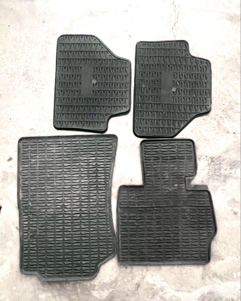 SUV floor mats 