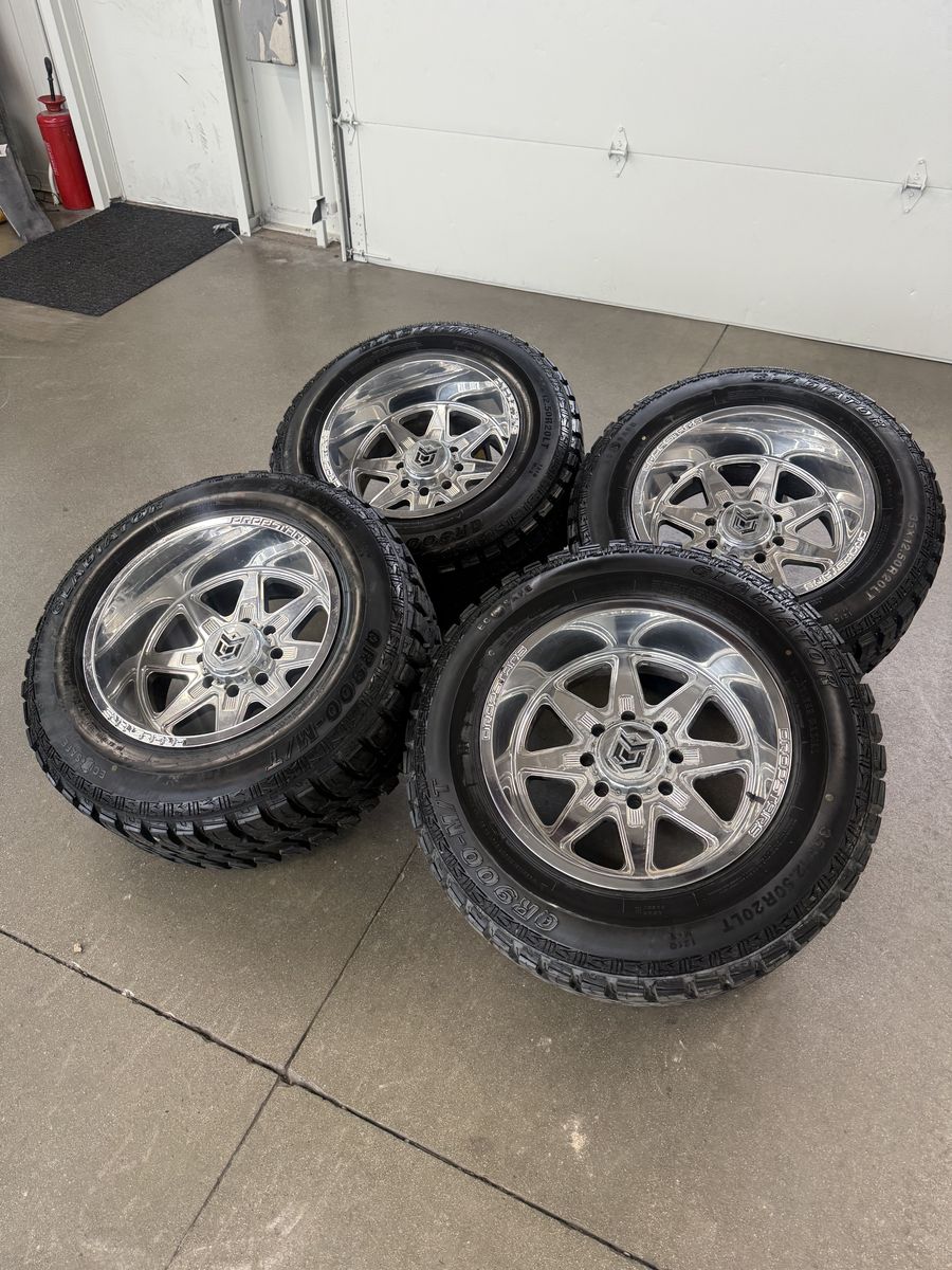 NEW 20x12 Dropstar Chrome Wheels/ 35x12.50r20