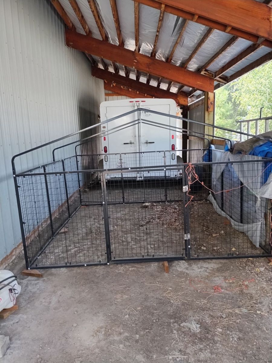 Dog Kennel 