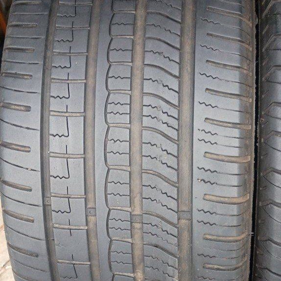 * Nice Pair of 235/45R18 Tires *