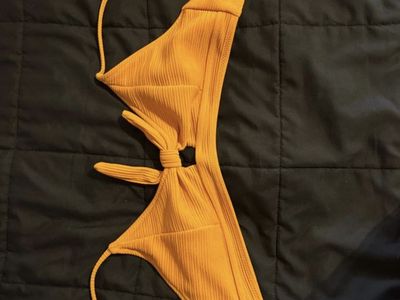 Bikini top