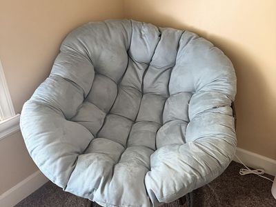 Papasan / bowl / moon chair light blue cushion