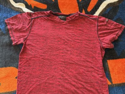 NDL Red Marl Short Sleeve V-Neck T-Shirt with Shoulder Button Detail - Men's XL