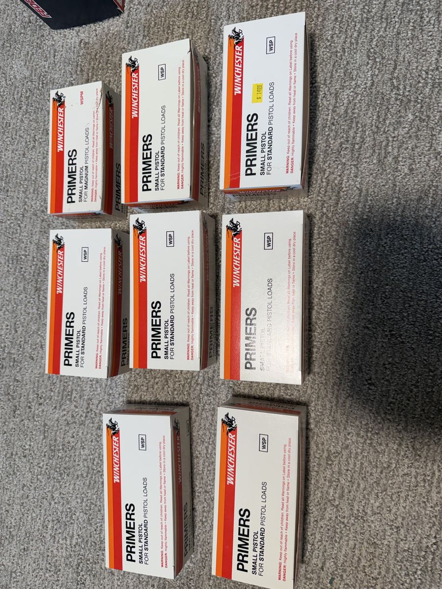 Winchester & Federal Small Pistol Primers Reloading Supplies Lot