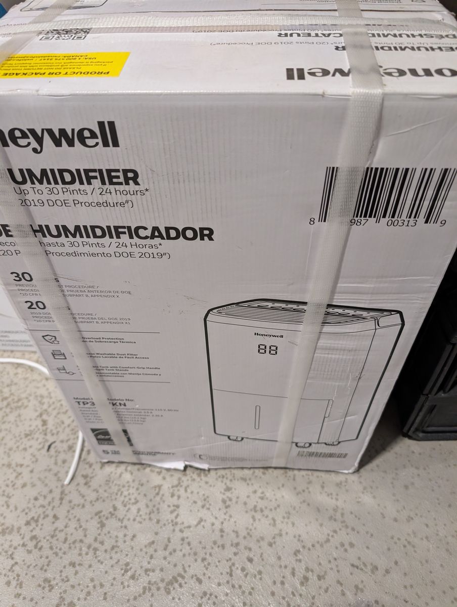 Honeywell 30 Pint Dehumidifier New In Box TP30WKN
