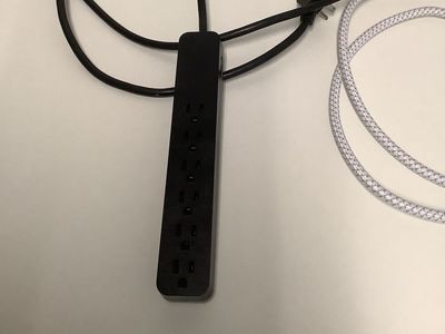 6-Outlet Extension Cord 8ft