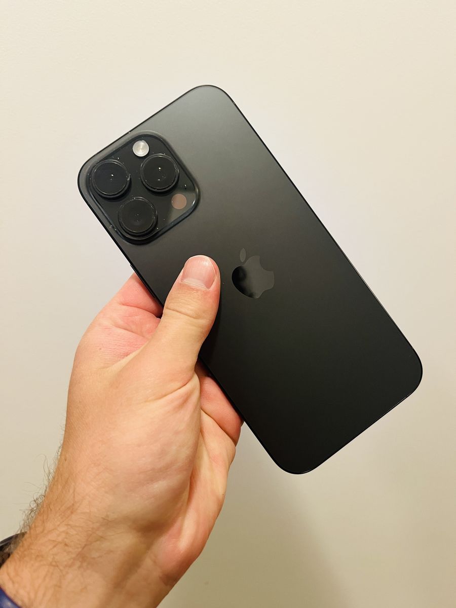 iPhone 16 Pro Max – Black Titanium – Unlocked – Like New