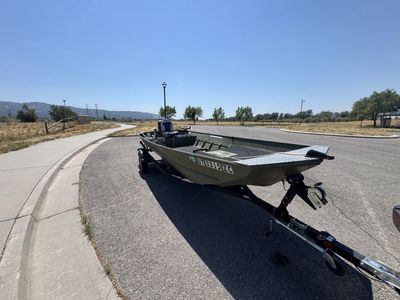 2021 1852 Lowe Fishing /Duck Boat