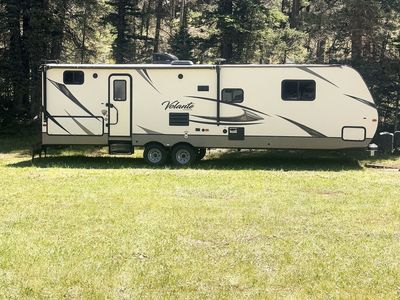 .2018 CrossRoads Volante 31BH — Family Bunkhouse — $21,800