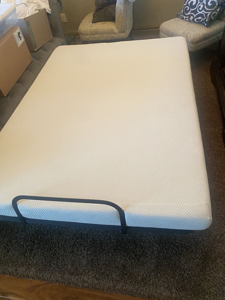 Full Size Adjustable Bed New Mattress