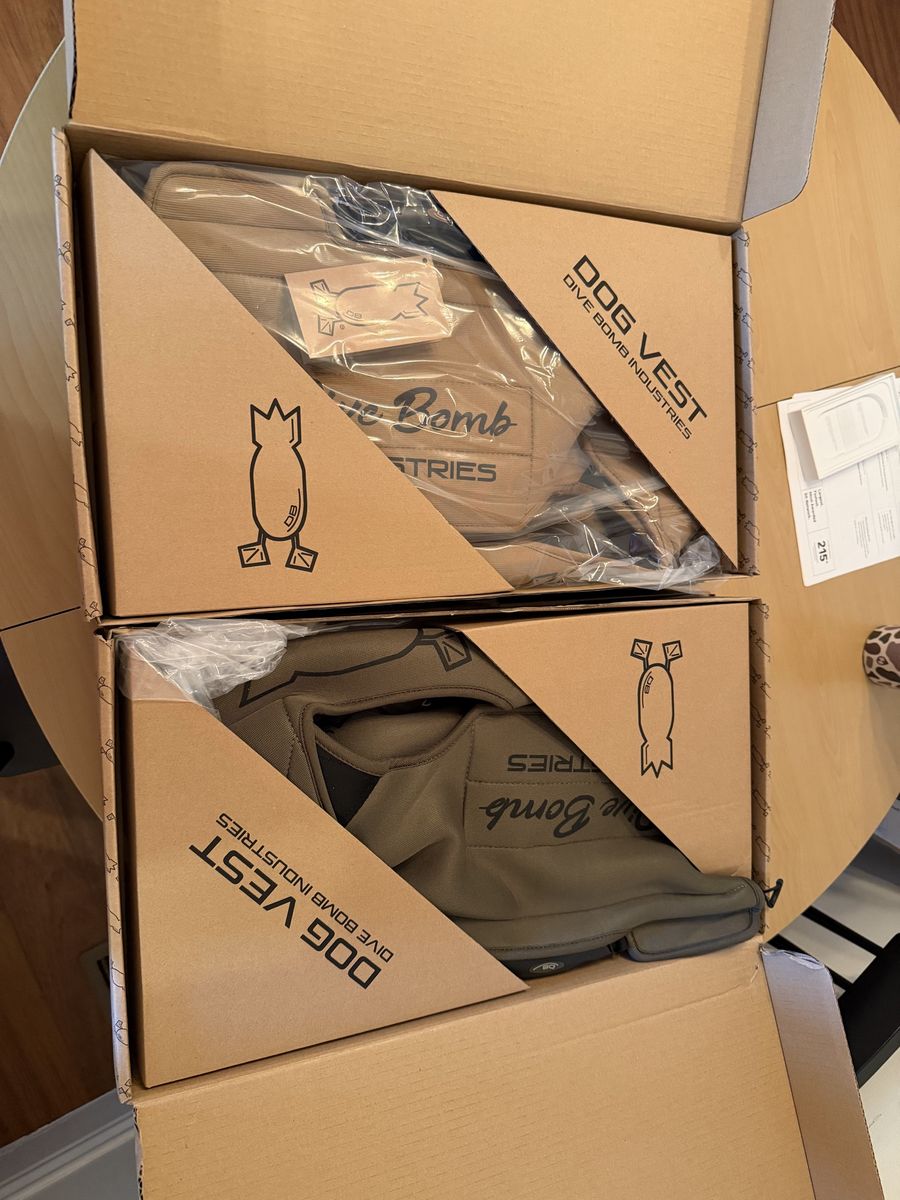 Dive Bomb Industries Dog Vests for Waterfowl Hunting - New in box