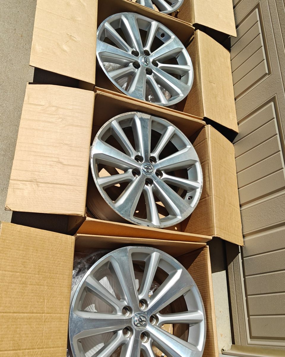 Toyota 19" Silver Rims 5x114.3 Wheels 5x4.5